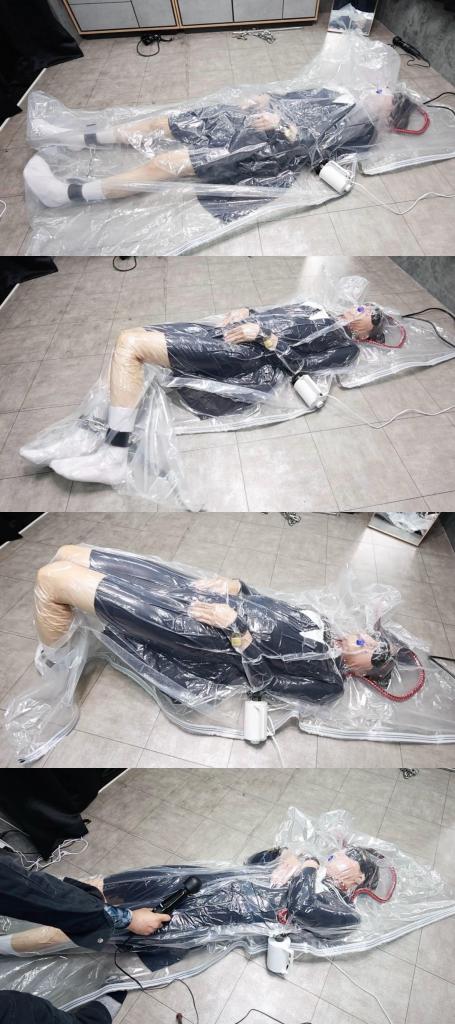 10 分〜【圧縮袋拘束[X_X]】complete plan JK制服小奴被主人装进真空袋抽干空气，随后用快乐棒强高折磨。<br><br><span style='color:#b0b0b0;'>[隐藏文字，购买后可见]</span>