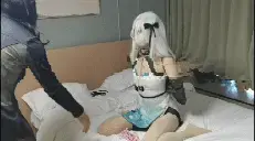 [HX]流萤小姐的被迫调教经历（下）灌肠＋捆绑+tk+[X_X]+狗爬+肛珠 【关于本作】<br>本次cos的是崩坏星穹铁道的流萤！<br>本次视频分为三个部分。<br>第一部分：书接上回，流萤小姐被变态制服捆绑，被驯化成一只产奶的母牛，并进行了狗爬，tk调教。随后，变态给流萤小姐带上了口球口罩，并把她拉到了卫生间。<br>第二部分：变态又想到了人体咖啡机的玩法。尽管流萤小姐万分不情愿，却无可奈何地被管子[X_X]了后门。最后咖啡一泻千里，打湿了旗袍和丝袜。<br>第三部分：灌肠结束，变态决定进行最后的母狗训练，包括塞进红艳的玫瑰花[X_X]，无线[X_X]和皮鞭调教。进行了简单的爬行调教。最后，在变态离开后，流萤小姐慢挣脱了捆绑，艰难地将[X_X]和[X_X]取去了出来…<br>本工作室主打各种制服，角色扮演，cosplay<br>超级还原，服装逼真，道具精致<br>本期模特：松月（21岁常驻御姐型coser,可s可m接受度超高）<br>本期服装：崩铁-流萤（同人旗袍）<br>丝袜：连体肉丝<br>鞋子：玛丽珍高跟鞋13cm<br><br>【关于定拍】<br>工作室是一个新成立的小作坊，拍摄作品从清水擦边到重口不一而足。最低300就可以订拍，同时也欢迎大家赞助服装！<br>最后有什么有趣的玩法剧情或者想让模特穿的衣服也可以联系我们。<br>【关于招聘】<br>长期招聘女绳模、女m，欢迎有兴趣的同好前来了解<br>【写在最后】<br>原味丝袜有需要的朋友也可以联系我们，联系方式统一加QQ 1669633741
