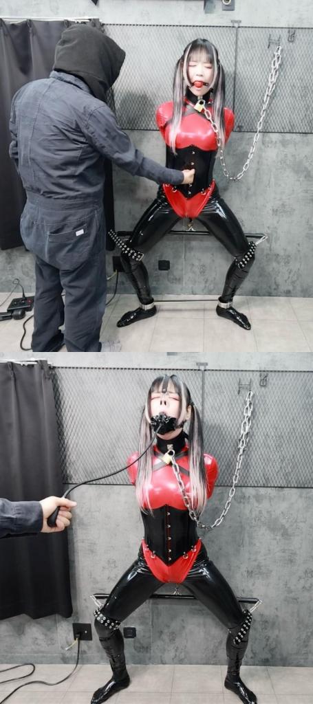 10分〜【ラバー拘束バルーン口枷お散歩】complete plan 小奴又被痛苦折磨了。<br>这次是上马步刑具，强制蹲马步，时间久了大腿是又酸又痛呀。<br>再戴上鼻钩，拳击虐腹，佩戴充气口球窒熄折磨。<br>坐，坐不下也。<br>站，站着难受。<br>只能痛苦的摇着头瞎扑腾喽。<br><br><span style='color:#b0b0b0;'>[隐藏文字，购买后可见]</span>