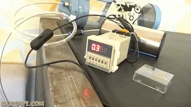JJ Plush tries a milking machine 【中文挤奶系列】我们邀请著名束缚明星JJ Plush尝试一款挤奶机！她那硕大的乳堪称完美的奶牛形象！用绳索将她的乳绑得死紧以施加最大压力，并让JJ将机器对准乳试用。她起初颇为抗拒，勉强同意尝试仅因觉得机器可能根本没用。事实证明这台机器是我们用过的最疯狂挤奶机之一——它没有释放模式，只有吸力功能，这意味着只会越吸越紧而永远不会释放空气。可想而知这对JJ那敏感的乳造成了多大的痛苦！We invited famous bondage star JJ Plush to try a milking machine! She would be a perfect HuCow with her big udders! We tied her udders tightly with rope for maximum pressure, and we told JJ to try the machine on her nipples. She was a bit apprehensive to try it, she only agreed to do this because she thought the machine wasn’t really working. It turns out this machine is one of the craziest milking machines we ever used. It has no release mode, only suction, which means it only gets tighter and tighter without ever releasing any air. You can imagine how much that hurt JJ’s poor sensitive nipples!