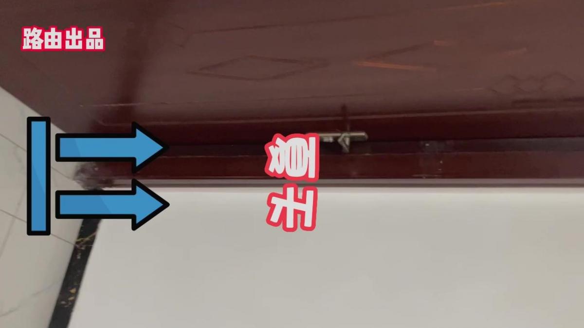 三只小狗（只有部分捆绑） 三只小狗：懵懂无知的夏天第一次当小狗; 乖巧可爱的小陌 言听计从；调皮的呆呆被捆起来调教。。。 来看看你喜欢哪一只吧！（视频横 竖屏交替，请用移动端观赏）