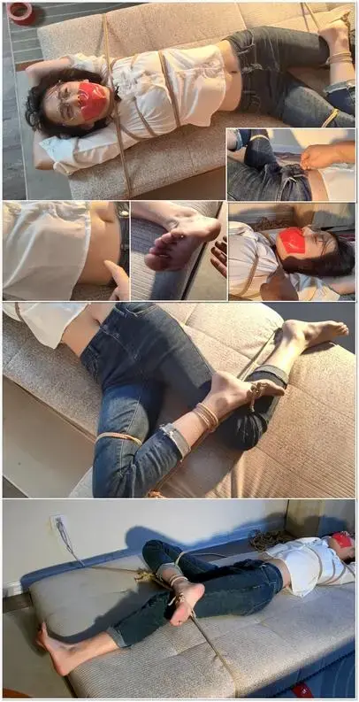眼镜学姐文静，白衬衣牛仔裤仰面花式紧缚痒刑游戏第三季，原味棉袜+胶带封堵，嫩脚丫、小蛮腰、可爱小肚脐的折磨，大长腿的无助挣扎和压抑不住的艰难闷笑 A glasses-wearing senior student in a white shirt and jeans undergoes elaborate face-up bondage and tickling. The third season focuses on natural cotton socks, tape-gagging, delicate feet, a slim waist, a cute navel, and her helpless struggle and suppressed laughter.