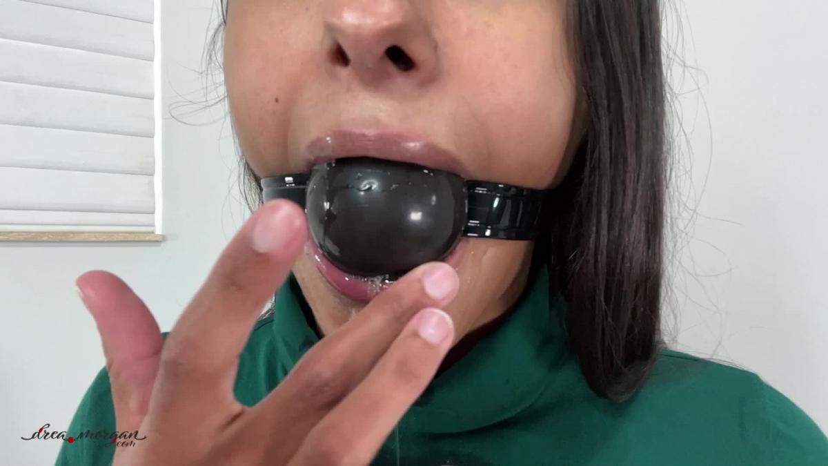 Let It Flow In this custom request, Drea switches between ballgags and shows us how much drool she can coax out of her mouth with a little bit of honey and increasing ball sizes. Spoiler alert: SO much drool.