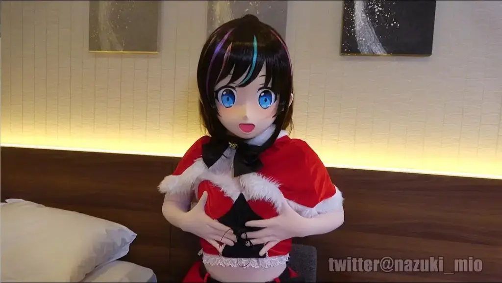 【kigurumi】ちょっとエッチなビデオ、033 发售时间：2022-12-24<br>作者：<span style='color:#b0b0b0;'>[隐藏文字，购买后可见]</span><br>クリスマスなので、サンタコスプレです✨<br>一人でエッチなことをしてみました????<br>時間は7分ちょっとです。