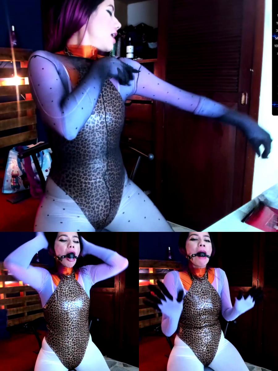 Performer lala_pantyhose show on 2022-11-03 2320  创作：lala_pantyhose<br>lala_pantyhose 11月03日直播录像 五层丝袜紧身衣穿脱全过程play<br>Lala身穿橙色zentai紧身衣，换上豹纹高叉紧身衣，穿上荧光长筒袜，之后脱下换上黑色连体吊带丝袜，戴上黑色长手套，又穿上白色连体吊带丝袜，白色丝袜上衣，外面再穿上豹纹紧身衣<br>戴上黑色口球，口水泡沫不断流出，又穿上黑色斑点连体丝袜，总共五层连体，最后又一层层的脱下<br>全程小怪兽的震动体验，叫声不止，无法自控<br>喜欢丝袜zentai的朋友别错过了，新视频有百度云链接，希望大家多多支持