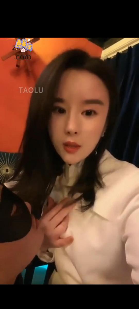 晨晨 靴子主题的调教课 套路晨晨，温柔调教小奶狗                                                    关笼子，吃口水，遛狗鞭打，开发恋足羞辱