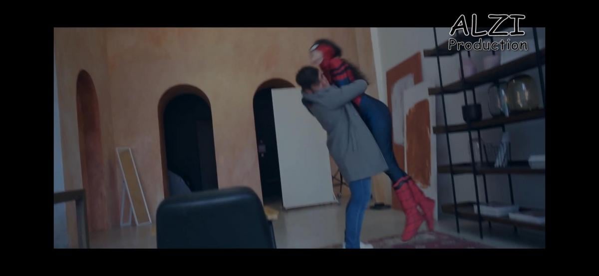 Spider Lana Episode 1 俄罗斯女超人系列，ALZI会员专看战败版结局跟youtube上的版本不一样运行时间:17 m 30包括:故事情节，熊抱，击败，毒药，未蒙面<br>代号:蜘蛛拉娜Ep 1