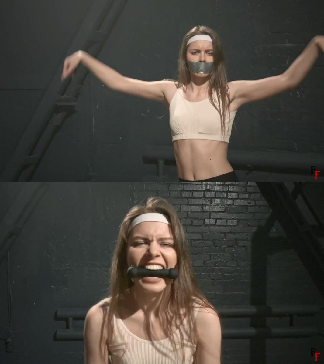 Hot *** dance from Leya 4 RF studio production <br>RussianFetish<br>Russian Fetish<br>Gag<br>Another hot *** dances from Leya!<br>DANCING<br>TAPEGAGGED<br>BAREFOOT<br>GAGGED WOMEN<br><br>射频工作室制作 <br>俄罗斯恋物<br>俄罗斯恋物<br>插科打诨<br>来自Leya的另一个热***跳舞！<br>跳舞<br>[医]贴花<br>赤脚<br>堵嘴的女人<br><br>