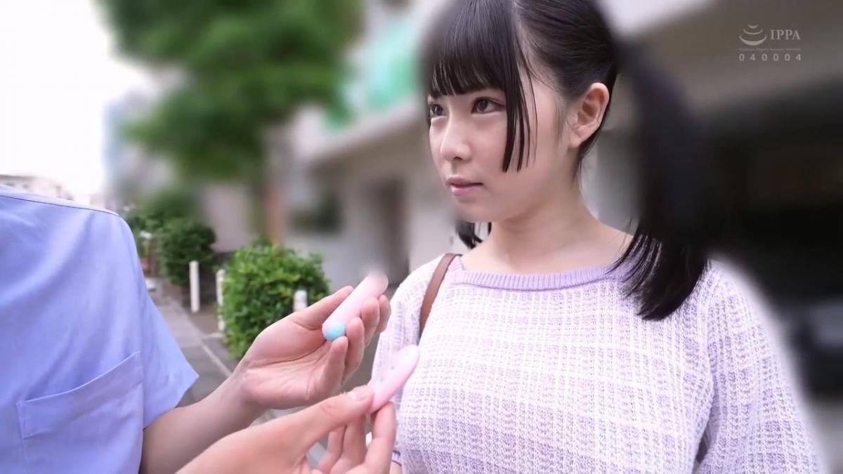  かな <span style='color:#b0b0b0;'>[隐藏文字，购买后可见]</span><br>和可爱的女生约会，让她把DD放入衣服里“试着打开开关<br>既坚强又可爱，有点M的感觉。