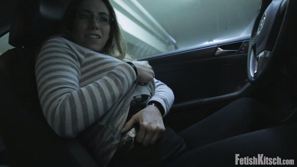 Samantha's Chastity Part 2 Samantha's Chastity Part 2<br>Samantha Grace<br>穿着钢铁贞操带出门的女人