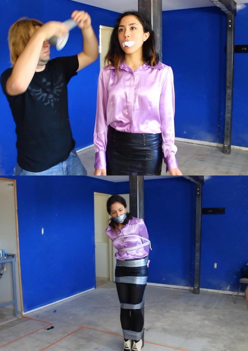 Khrystal is a naive actress tricked into bondage, tied to a pole and wraparound tape gagged! Khrystal is a naive actress tricked into bondage, tied to a pole and wraparound tape gagged!Khcrystal是一名业余演员，协助选角。位置有点奇怪：贫民区的地下室，但由于洛杉矶是世界上最安全的城市之一，她没有太多注意。一到片场，她就遇到了电影导演，导演向她解释说，她将扮演一个被勒索赎金的女孩，所以为了选角，他需要把她绑起来，看看她如何扮演这个角色。Khcrystal接受了，她被紧紧地绑在一根杆子上，她认为这根杆子实际上太紧了，不适合试镜，但她没有怀疑任何事情。这部电影的导演还补充说，她需要塞住嘴，所以他把一条内裤塞进她的嘴里，然后用一个紧紧的胶带堵住她的嘴！一旦Khcrystal完全被绑住并塞住了嘴，这家伙透露他不是电影导演，这都是一个陷阱，Khcrystel被诱骗成了奴隶！Khrystal is an amateur actress who assist to a casting call. Location is a little strange: a basement in the skid row but since LA is one of the safest cities in the world she doesn't pay much attention. Once in the location she meets with the director of the movie who explains her she'll play the role of a girl held for ransom so in order to do the casting he needs her to be tied up for real and see how she can play the role. Khrystal accepts and she is tightly tied to a pole, she thinks it is actually quite too tight for being an audition but she doesn't suspect anything. The director of the movie also adds she needs to be gagged so he stuffs a pair of panties in her mouth and then gags her with a tight wraparound tape gag! Once Khrystal is totally tied and gagged, the dude reveals he is not a movie director, it was all a trap, Khrystal has been tricked into bondage!