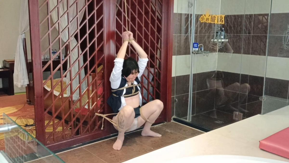 【Wulin】自缚放置 自己开个房间，玩了几个小时，最终剪出来30分钟<br>手机拍摄，清晰度没设置好，稍微有点模糊，将就看看，正好试试看，有没有人喜欢，如果喜欢的人多，后期再拍<br>解压后改后缀.mp4<br>本人CD，不喜勿入，交流 QQ2408842900，备注妖狐吧