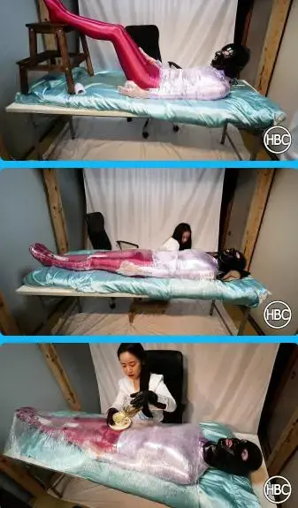 Table Mummification in Satin Table Mummification in Satin<br>描述：Table Mummification in Satin，丝袜变太被做成木乃伊