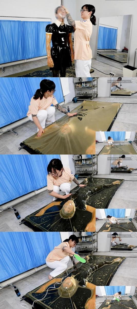 医療用透明防水フィルムで顔面マミーandラバーバキュームベッド！ M男被雏奈子用医用防水膜包裹住头部，随后被装入真空床抽干空气。<br>紧接着雏奈子用嗡嗡棒强高榨汁玩弄M男，时而堵上呼吸孔小玩ZX。<br>M男爽的在真空床里各种扭动。 <br><br>注：<br>这部分两个版本，我放在剧集里相邻的上下部，大家根据自身观看的视角喜好挑选吧。<br>45度俯视角版本：时间长一些，加入了前面医用防水膜包头的环节，但是视角难受点。<br>正视角版本：没有前面医用防水膜包头的环节，但是视角很正，视角好一些。