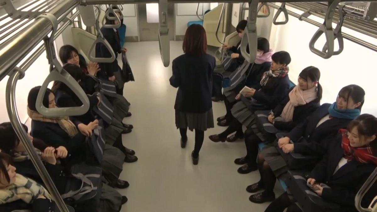 黒タイツ女子○校生ムレムレ満員電車 湿度300％超…下校直後でムレた色々なデニール数の黒タイツに挟まれ踏まれ何度も[X_X]させられるっ！【同時収録】黒タイツキョンシー大行進！ <span style='color:#b0b0b0;'>[隐藏文字，购买后可见]</span><br>黒タイツ女子○校生ムレムレ満員電車 湿度300％超…下校直後でムレた色々なデニール数の黒タイツに挟まれ踏まれ何度も[X_X]させられるっ！【同時収録】黒タイツキョンシー大行進！<br>放課後の黒タイツ女子校生たちが乗る満員電車に乗り合わせ、電車中に充満するいろいろなデニール数のムレムレ黒タイツの匂いと汗に大興奮！揺れる電車で思わず[X_X]チ○ポが黒タイツに触れてしまい…。<br>