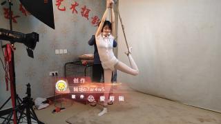 白丝吊手2 束缘阁  白丝吊手2