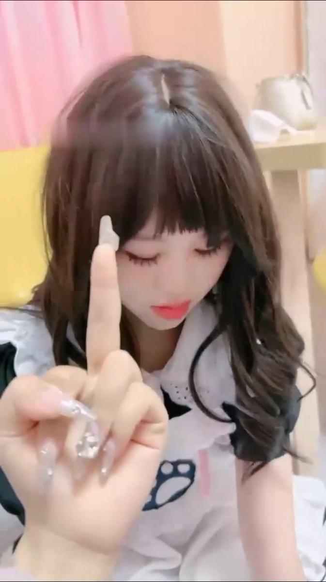 【橙宝】首次开发！双女仆变成我的狗 【橙宝】首次开发！双女仆变成我的狗<br>原创者：橙宝<br>【橙宝】首次开发！双女仆变成我的狗 曾经的同事变成我的母狗 喜欢的请多多支持