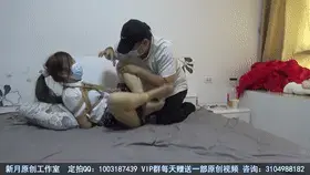 【佳怡工作室】【琳媚】jk肉丝 盘腿捆绑 tk jiojio超嫩的！ 【佳怡工作室】定拍视频QQ：3451471253 或者1003187439<br>【出原味妹子】【佳怡】3451471253 【沐沐】3451471253<br>【琳媚】2512774782可以和妹子本人直接交流 沐沐、樱空 联系佳怡<br>【音频小说定制】也是找上面的妹子们<br>【其他业务】约绑攻略有售以及本工作室正式启动会员优惠折扣方案，请有兴趣的同好加客服妹子Q：3104988182<br>【赞助方案】69赞助最少赠送10部视频，98赞助最少赠送20部视频，198赞助最少赠送50部视频，价格相当优惠~媚儿被盘腿捆绑，绳子从肩膀上绕过交叉在熊部接着缠绕着媚儿纤细的腰，在连着大腿捆在一起，这姿势谁能不爱。这孱弱的样子让新月忍不住玩弄她，他邪恶的手在媚儿身上挠来挠去，从上到下从头到尾的挠……媚儿被折磨得又哭又笑，在床上打滚，挣扎，嘴里不停的喊着。