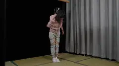 象人定拍-小0-棉衣棉裤帆布鞋，直臂转日式，蛇缚，全身紧缚，默默看着口球流口水。 虽然刚刚接到这个定拍有点不理解，但是上手绑了之后才发现<br>棉服捆绑还挺好看的，辛苦大夏天小0穿这么厚挣扎了<br><br>——————————————————————————————————————————————<br>因为百度云经常和谐，微云的会员太贵，所以尝试双层解压，<br>解压密码：xiangren123 第一次解压文件后缀改为zip，<br>原密码再次解压以后，把后缀改成mp4 即可观看<br>切勿在百度云中直接观看，容易被和谐!!!!!<br>线上定拍线下约拍。<br>QQ：192370054（注明来意）