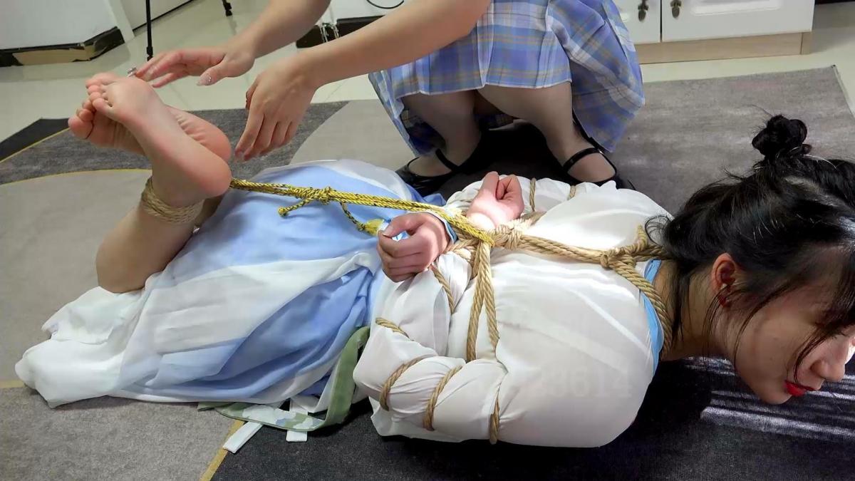 【子衿原创】菲菲捆绑TK cici 工作室最敏感怕痒的女孩 百度下载解压密码：zjsy,子衿工作室向全国绳艺爱好者提供：体验绳模捆绑服务，绳模全国可空降、绳艺作品销售、作品定制、视频网调、原味等，另外本店招募绳模。<br>约拍订拍请联系Q1832923614 微信happiiny