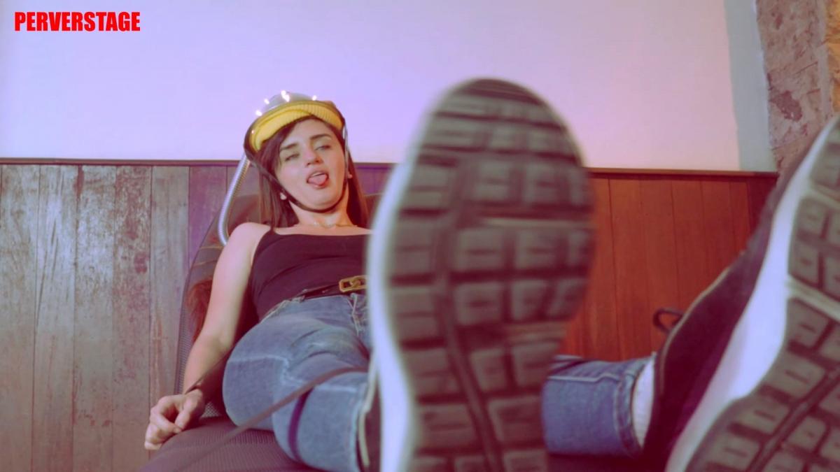 Mental Control (Custom) MP4 Melissa is subjected to a mind control experiment, she is tied up and put on a psychological helmet, but the effect seems to have worn off, so she is punished with tickling and again subjected to another mind control session.