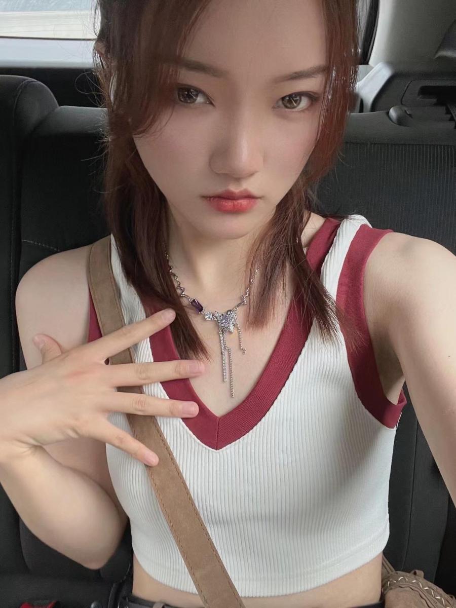 莹莹空姐紧缚_下……对莹莹空姐的调教还在继续，跪缚调教+棒棒震+tk小脚……定拍qq364482430. 莹莹空姐紧缚_下……对莹莹空姐的调教还在继续，跪缚调教 棒棒震 tk小脚……定拍qq364482430.