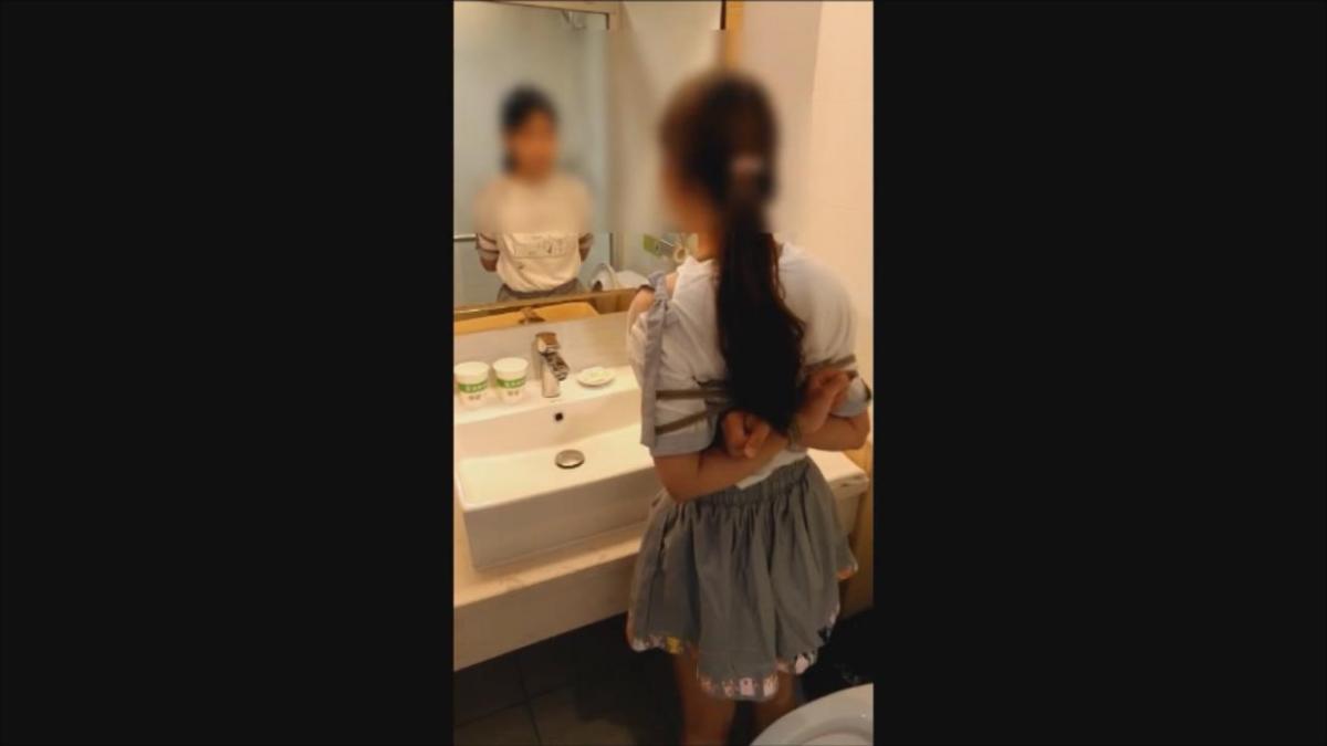 [原创] 萝莉可爱女生（后续） 编辑文案困难妄想症，不知道写啥，视频里的家常式聊天是亮点，内容很有意思，妹子的声音很嫩，解压缩密码qwert12345<span style='color:#b0b0b0;'>[隐藏文字，购买后可见]</span>