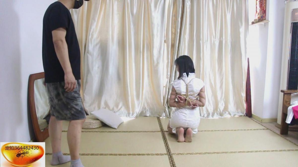 马英紧缚体验,小m对紧缚既期待又紧张，终于鼓起勇气来体验了，安排了……qq364482430,双压缩无密。 马英紧缚体验,小m对紧缚既期待又紧张，终于鼓起勇气来体验了，安排了……qq364482430,双压缩无密。