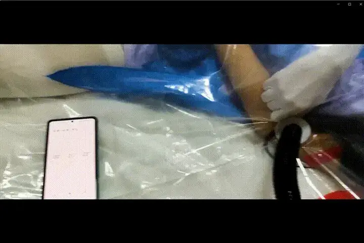 【紧缚少女樱雅酱】女装coser真空袋紧缚！td+电击+棒棒+挠痒+呼控~挣扎扭动的美少女~！ 这次是樱雅绑别人哦~<span style='color:#b0b0b0;'>[隐藏文字，购买后可见]</span>~在突然袭来的真空抽气下，小M的曲线在真空袋的极致紧压中被勾勒出来~在微妙的刺激下发出诱人的娇喘~！除了各种各样的身体刺激外，不断循环的振振也让小M欲罢不能~一直被刺激，无法挣脱<br>另外，欢迎在本站小说区和图片区搜索：紧缚少女樱雅酱，会有惊喜哦~！