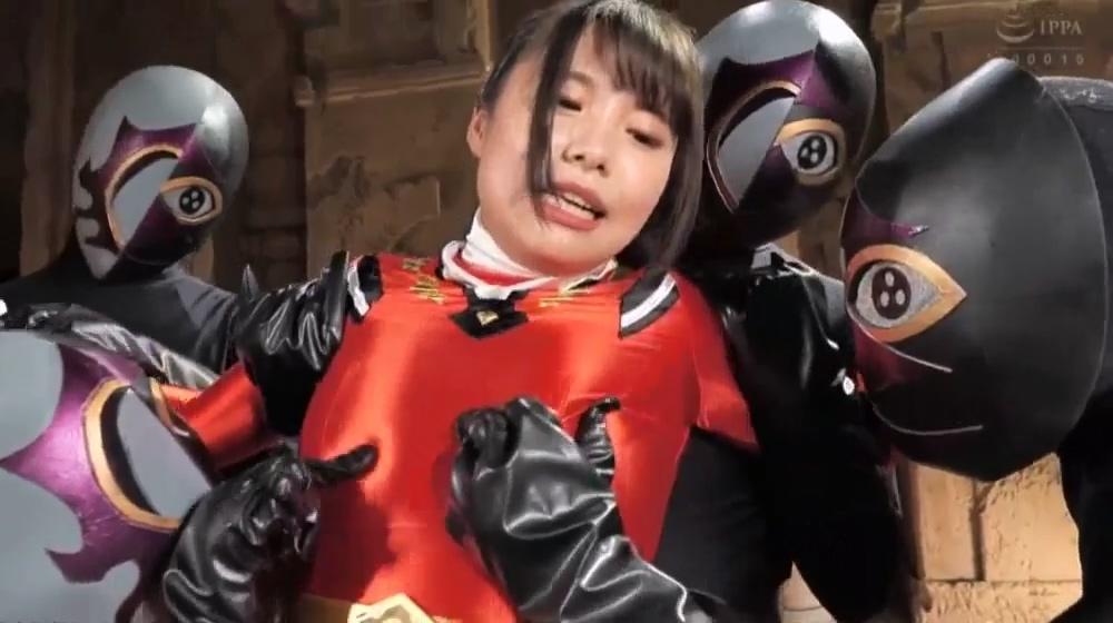 女レッド徹底陥落 武刀戦隊ブシドージャー <span style='color:#b0b0b0;'>[隐藏文字，购买后可见]</span><br>ブシドーレッドこと羽柴香里は、女性ながら妖邪衆と戦う武刀戦隊ブシドージャーのリーダー。しかし真面目な性格と責任感の強さゆえに戦闘でミスをしたブルーとイエローに強く当たってしまうものの、平和を取り戻すため、そしてその後に叶えたい自分の夢のためにも仲間を許し、決意を新たに再び戦いに向かう。