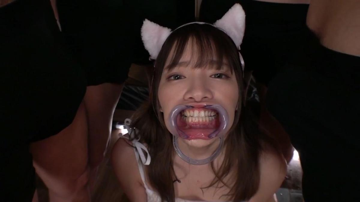 喉奥貫通ゲロマチオ 一条みお <span style='color:#b0b0b0;'>[隐藏文字，购买后可见]</span><br>さらにゲボをかき出しまくる胸糞悪いイラマの応酬！みおちゃんの豪快えずきリアクションも健在です。ズタボロにされてもちゃんとおねだりできる愛くるしい表情が最高にたまらないのだ！