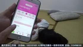 【佳怡工作室】【佳怡】露脐装皮裤裙 裸足驷马捆绑➕小蝴蝶调教  我左右摇晃发出纯欲的呻吟 jio 越来越嫩了 好想吃一口 ➕捆绑花絮 【佳怡工作室】定拍视频QQ：3451471253 或者1003187439<br>【出原味妹子】【佳怡】3451471253 【沐沐】3451471253<br>【琳媚】2512774782可以和妹子本人直接交流 沐沐、樱空 联系佳怡<br>【音频小说定制】也是找上面的妹子们<br>【其他业务】约绑攻略有售以及本工作室正式启动会员优惠折扣方案，请有兴趣的同好加客服妹子Q：3104988182<br>【赞助方案】69赞助最少赠送10部视频，98赞助最少赠送20部视频，198赞助最少赠送50部视频，价格相当优惠~最近生活有点枯燥，我以为月老狗会请我吃好吃的，他竟然拿出来让我酥酥麻麻的“小蝴蝶”！这玩意是又怕又爱啊。我被驷马捆绑着扔在地上，啊，好疼。月老狗下手真狠。我痛苦的挣扎着，可我越挣扎就越疼……过了一会，这老家伙色眯眯的看着我，手里拿出一个小蝴蝶……啊，好羞耻……他还帮我塞进去……hd ，可恶。“嗯……啊……”，不行，我受不了了，好舒服啊……“不行，感觉来了，太羞耻了，放开我吧”月老狗得逞的哈哈大笑。我身体轻轻的扭动，这身姿谁受的了，火辣辣的！