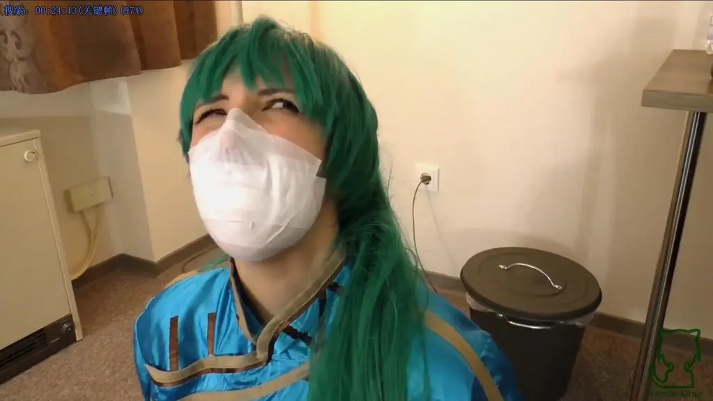 Video Lady Lyndis held hostage Damsel: Lyndis<br><br>The model is over 21. Dont post or upload our video some where else or we´ll go for legal consequences!<br><br>A Lyndis fanboy was sitting at home browsing for new Lyndis merchandise he could possibility get... And he finaly found a new Figure to bad the figure will come out in some months so he has to wait a long time now...<br><br>After some days he got the idea to maybe order something diffrent to skip some time until the figure arrives. So he decided to order a Lady Lyndis cosplay even if he dont had a girlfriend this could be a good thing to go.<br><br>Some more days later... His cosplay get delivered by a pretty Delivery girl who imagine could look great in his ordered cosplay... Will the Delivery girl escape or will she ran right into his trap? And end as damsel in distress???<br><br>Video includes: Plastergag, tapegag, chloroform, on screen gagging, zipties, ungagging, stuffgag, re gagged, chloroformed again, on screen tieing, tabbi socks, frogtie, shibari, otn tapegag, pantys<br><br>Video Length: 24:57 Minutes