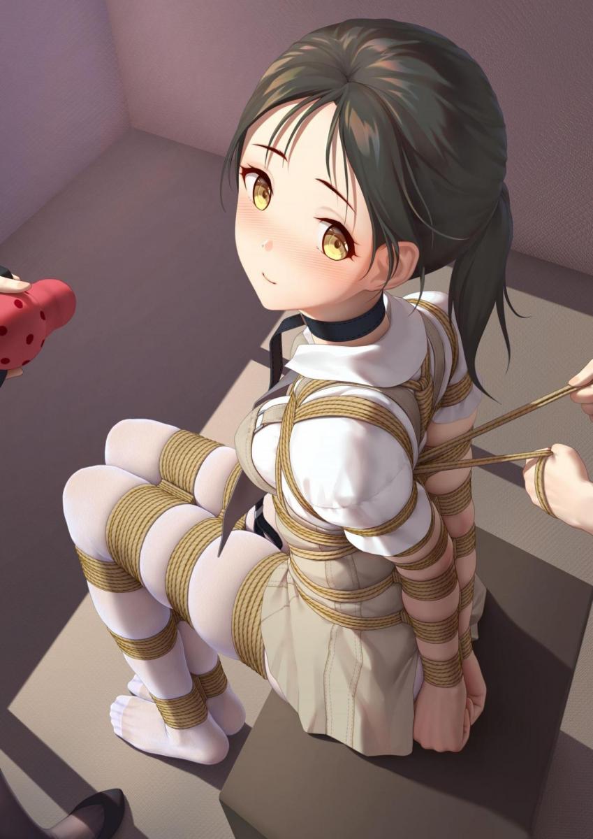 【玉箫原创】【有声小说】我的女友是绳师 请注意，这是【有声小说】，不是【视频】。购买后可以直接播放，或通过百度网盘下载！！ 【原味】找我：629374436 玉箫（雨薇、荷露、夏筠、雪莹、彩依、青歌）站内众筹也请大家多多支持~谢谢约绑攻略有售直接滴QQ！！！本工作室正式启动会员优惠折扣方案，请有兴趣的同好加Q：2389316626详询。工作室最近的新妹子都是我用约绑攻略找来的。 【赞助方案】98赞助最少赠送20部视频，198赞助最少赠送50部视频，498赞助打包全部作品！！价格相当优惠~ 全文链接：https://www.smlsy.com/fiction_detail.php?id=4606 【单篇字数】约12000字左右，音频/视频定制：2389316626玉箫<br> ——原文预览————  <br>“什么啊，干嘛要用绳子绑着我？”<br><br>小洛看到身边的阿津，完全就是一脸嫌弃的样子，虽然两人的情人关系维持了很多年，但阿津这还是第一次提出想用绳子把自己绑起来，虽然阿津一直解释，就是玩个游戏什么的，增加点情趣，却被小洛一口回绝。<br><br>“宝贝，就绑一下没关系嘛。”阿津一直哄着小洛，希望她能答应，毕竟这个大长腿的妙龄女孩，和自己在一起这么久，作为捆绑爱好者的阿津来说，对这个漂亮的女友早就垂涎欲滴了，能忍到现在才说，这简直就是奇迹。<br><br>“不给绑！等下我动不了了，谁知道你会对我做什么。”小洛嘟着嘴，一脸不开心的样子，让阿津都急了，你这衣服都脱了，我们啥没做过啊，难道我还能吃了你不成？<br><br>“哎呀，宝贝，就绑一下，一下就好了，给我个机会嘛，大不了，如果你觉得疼，我就马上放开你！说到做到！”阿津伸出手，做出要拉钩的样子，让小洛十分不情愿的把自己的小拇指伸了出来。<br><br>“等下你绑了我，我也要绑你一次！”<br><br>“行~宝贝，你快点过来，我忍不住了，啊哈哈。”说着，阿津就站在了小洛身后，反扭她的双手，在背后交叉，一个非常标准的日式后手缚，让阿津感到了十分的满足……