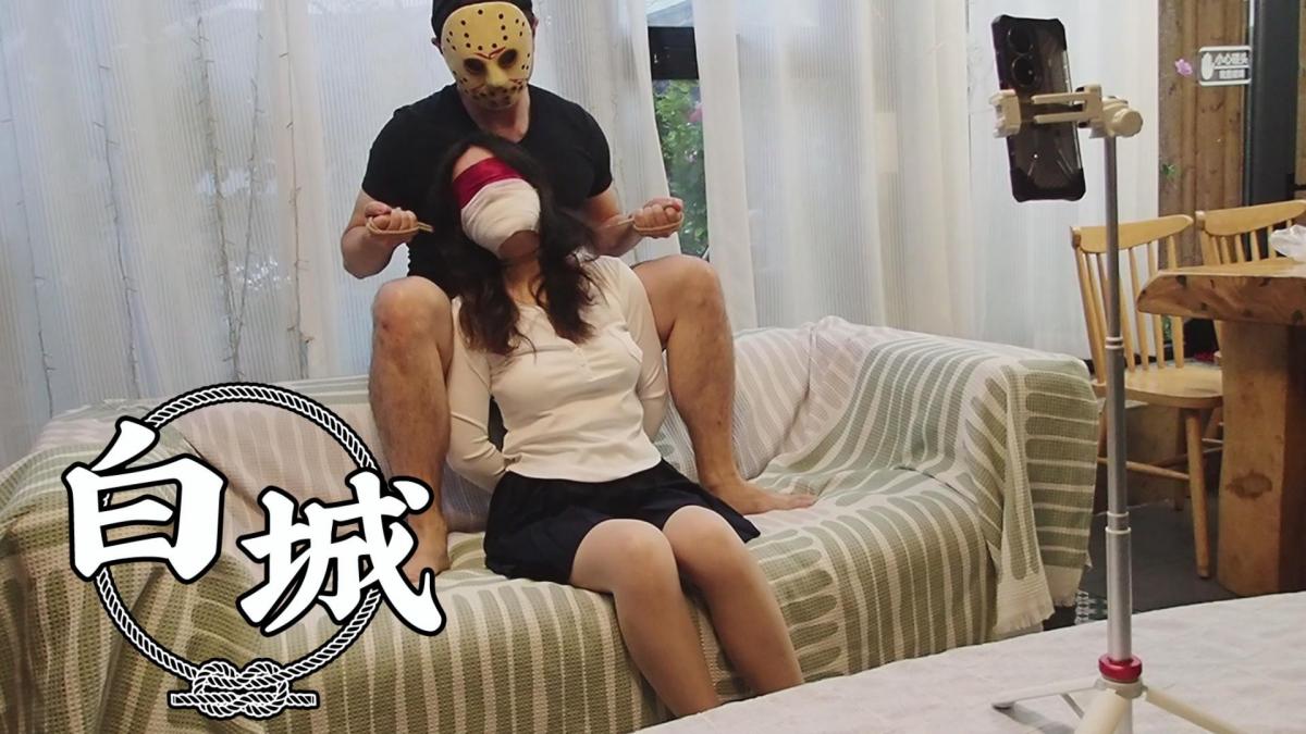 【白城出品】第七部《孤注一掷》5分钟精剪预览片 好多朋友问我要预览片，那就补一个上来吧。<br>第七部《孤注一掷》分上下两集，现在都已经发布出来了，合计2个小时片长。<br>特地补剪了一部5分多钟的预览片，把故事主线都串下来了。<br>不知道怎么设置免费分享，象征性收1钻出售分享。<br>顺便透露一下第八部的情报，计划十一月中下旬开拍（重点是等暖气来），剧本已写好，道具服装正在采买中，m不换，片名《孤注一掷II》，剧情完全延续《孤注一掷》，并且是大结局，没有III了。<br>希望到时各位同好继续支持我作品，谢谢！