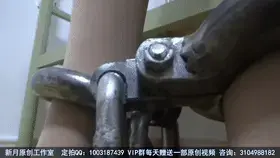 【新月原创】【红豆】定拍 空姐肉丝重铐 高更鞋 走路 挣扎各种秀大长腿 镣铐爱好者的福利 【新月工作室】定拍交流QQ：1003187439 备用2936094312<br>【出原味妹子】3104988182 小洛（红豆）2389316626 玉箫 3451471253 佳怡 2952715351 晴儿<br>约绑攻略有售直接滴QQ：3104988182！！！本工作室正式启动会员优惠折扣方案，请有兴趣的同好加客服Q：3104988182详询<br>同好定拍的脚带重铐的空姐秀腿~很不错，镣铐爱好者的福利。