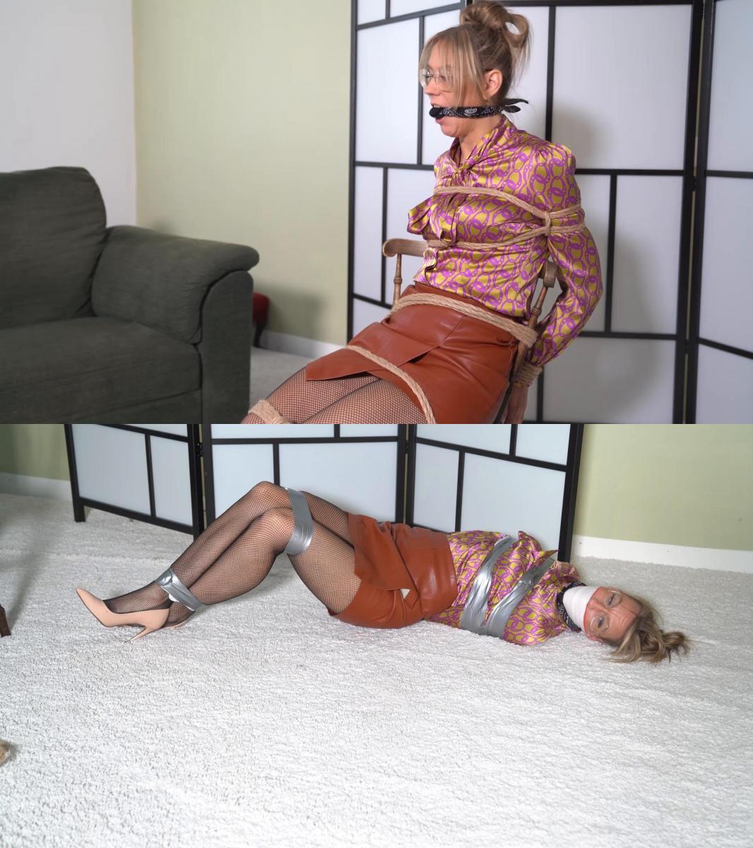 3203 Layla in Cindy is Grabbed 第3203章 辛迪的莱拉被抓了  /  3203 Layla in Cindy is Grabbed and tape bodnage 