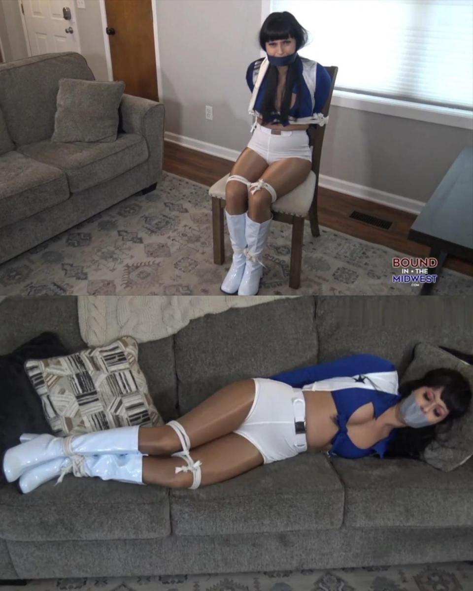 Lilmizzunique Cheerleader Grabed At Home 独特的刚刚组建了团队，她都穿着制服。 但作为新会员还是有价格的。 一名跟踪所有女孩的跟踪狂闯入屋内，对她为所欲为。Unique just made the team and she all dress up in her uniform. But as a new member there still a price. A stalker who follows all the girls gets into the house and has his way with her.