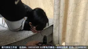 【新月原创】【玉箫】定拍 裸足驷马 D塞加口环双重堵嘴 口水收集挣扎无用 【新月工作室】定拍交流QQ：1003187439 备用2936094312<br>【出原味妹子】3104988182 小洛（红豆）2389316626 玉箫 3451471253 佳怡 2952715351 晴儿 2789385650 琳媚<br>约绑攻略有售直接滴QQ：3104988182！！！本工作室正式启动会员优惠折扣方案，请有兴趣的同好加客服Q：3104988182详询<br>同好定拍的一部口水收集作品。小玉口水多，裸足漂亮，D塞也很适合他，按这位金主说的，他拍过这么多作品，小玉是最符合她感觉的一次了。