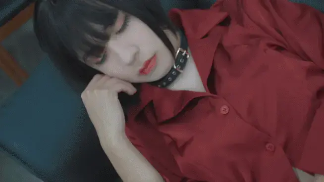 【面具男】DID绑架超紧驷马，又一次用环境和绑架给小可爱吓哭！一生只有一次，把来拍写真的小老板沫沫迷晕之后，给转移到贩卖基地，哈哈哈哈醒来的第一眼，看到的是荒废的水泥地，这次还以为是玩耍？ 1拍写真2喝水3醒来<br>4发现自己被迷晕，还有电击，设置了运动模式，如果10秒不动就会被电击，一直等到卖家来把他卖掉，<br>5再卖掉之前先给他泄力，用震棒给他弄喷无数次，一直到半昏迷无力为止，再强制灌入迷药，放心转出。<br>又一次用环境和绑架给小可爱吓哭！一生只有一次，把来拍写真的小老板沫沫迷晕之后，给转移到贩卖基地，哈哈哈哈醒来的第一眼，看到的是荒废的水泥地，这次还以为是玩耍？<br>S的QQ1557709549（天津）<br>诚招能来天津或者方便我过去的绳模，<br>女M CD都可以，男M等都也可以约玩体验。