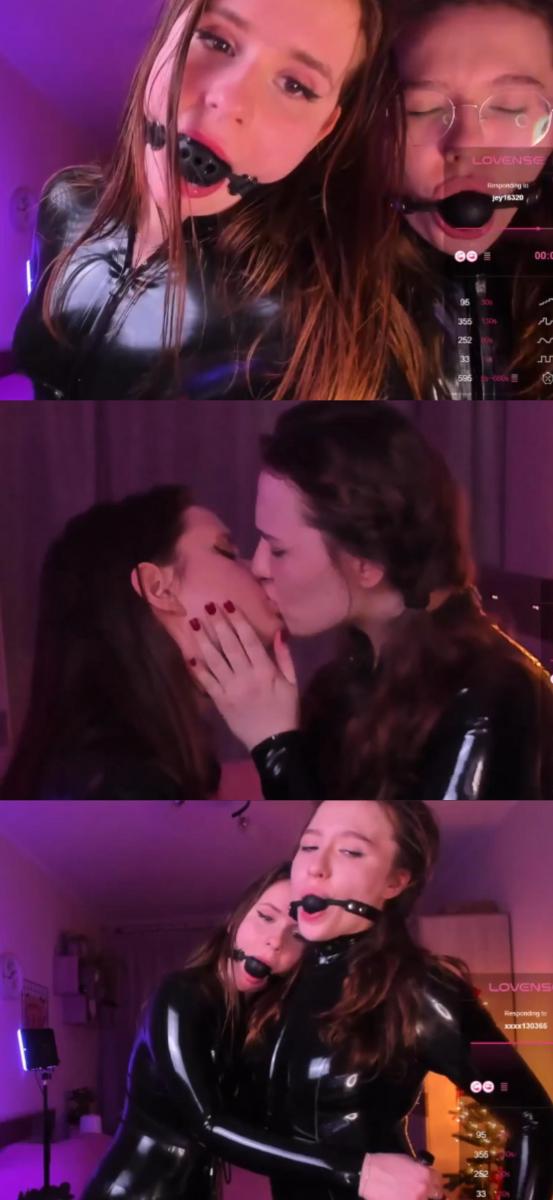 juelzfoxy 040124 0148 Chaturbate female 创作：juelzfoxy<br>juelzfoxy 1月4日部分直播录像 情人节双人女同 福利视频<br>两人都穿着黑色乳胶紧身衣，换上了黑色束腰和黑色口球，全程亲吻不断，叫声不断，明天会更新新的长视频内容更加丰富<br>喜欢乳胶的朋友别错过了，以后会陆续更新相关内容，希望大家多多支持