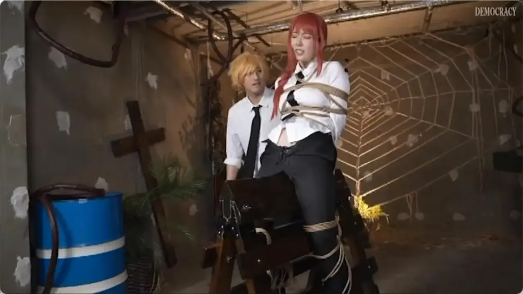 ワルプルギスの虜 悪魔の木馬 波多野結衣 番号:<span style='color:#b0b0b0;'>[隐藏文字，购买后可见]</span><br>发行日期:2024-02-27<br>导演:あばしり一姦  <br>制作商:バミューダ/妄想族  <br>发行商:バミューダ/妄想族  <br>类别:角色扮演 单体作品 拷问 绳缚 凌辱	<br>演员:波多野结衣<br>剧情：绳缚捆绑cos恶魔的囚徒，木马放置。