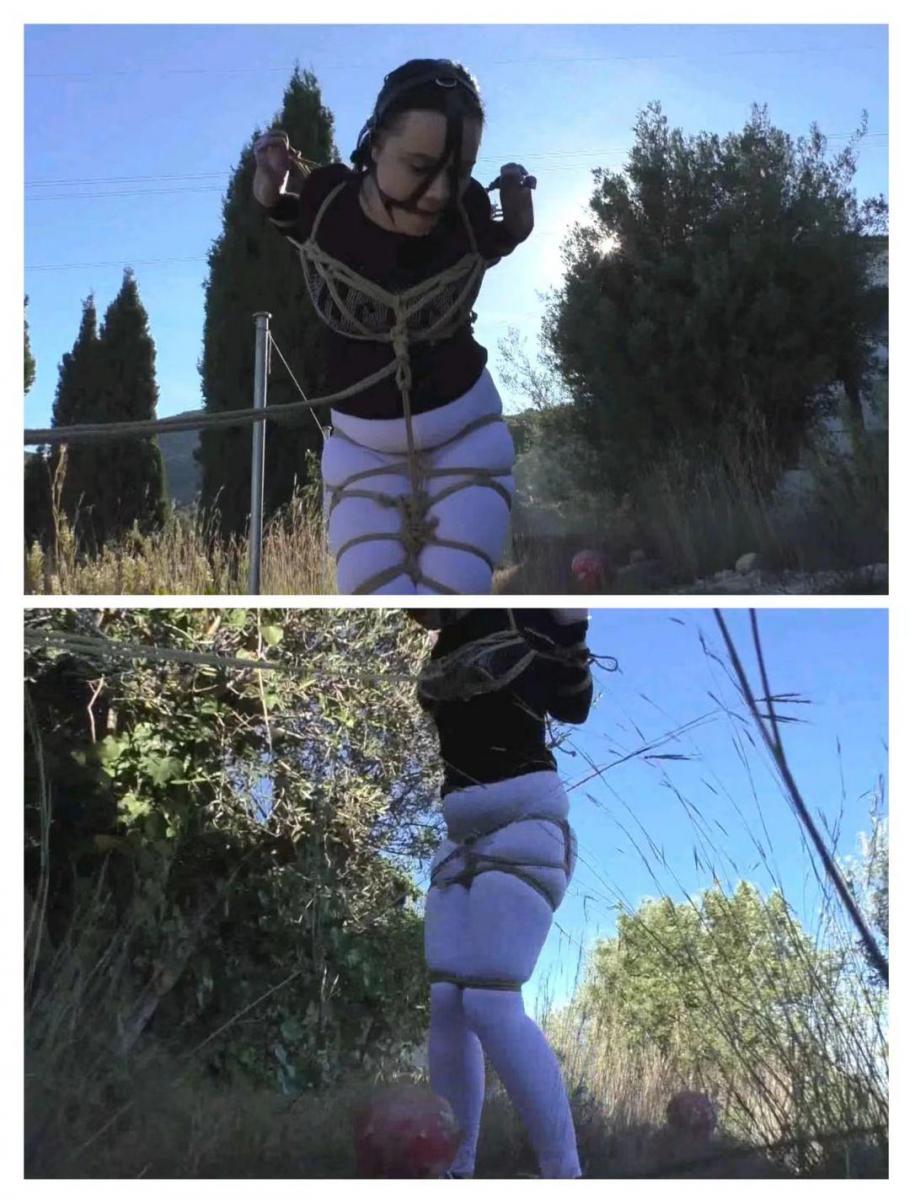 Intense Bondage Walk Training Lesson for Roxy - Full Clip mp4 HD Rija starts with tying Roxy´s Arms in a supertight complex Position. Elbows touching, Fingers tied, Roxy is not able to use her Arms or Hands anyway. Her Ass is shown nicely by another cruel Bondage, she is immobilized just a little and taken to the first round on our Training Parcours. Then she gets immobilized much more and the complex Ropes pull her into a predicament Position. In this hard Position she is taken to walk another round on the Parcours...