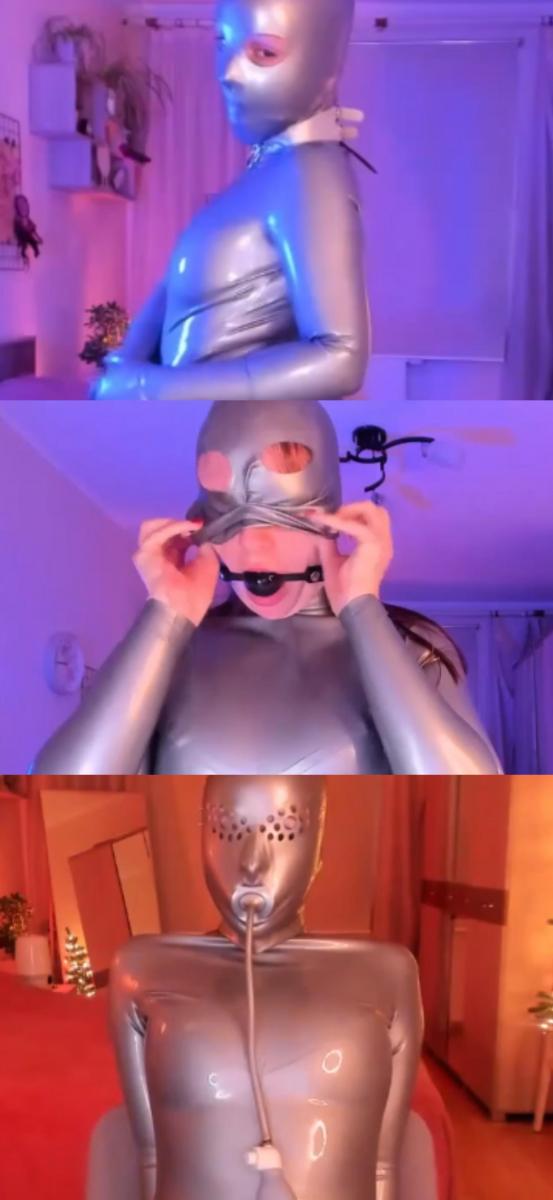 juelzfoxy 271223 0031 Chaturbate female 创作：juelzfoxy<br>juelzfoxy 12月27日部分直播录像<br>Juel穿着灰色乳胶紧身衣，试戴了灰色乳胶露眼头套后脱下，戴上黑色口球后再次戴上露眼头套，表示十分狐媚，之后又戴上灰色乳胶长手套，银色项圈，一脸母狗M的表情<br>脱下头套和口球后又拿出一个气压嘴头套，戴上之后犹如外星人一般，将手放置在后边，全程小怪兽的震动体验<br>全程内容丰富紧凑，喜欢乳胶的朋友别错过了，以后会陆续更新相关内容，希望大家多多支持