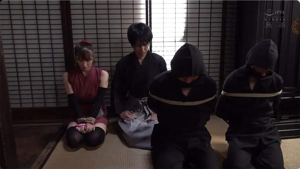 女忍調教 忍堕とし～実写版～ 美園和花 番号:<span style='color:#b0b0b0;'>[隐藏文字，购买后可见]</span><br>发行日期:2024-04-16<br>导演:----<br>制作商:無垢  <br>发行商:無垢  <br>类别:SM 单体作品 绳缚 原作改编	<br>演员:美園和花<br>剧情：被誉为最强忍的少女被毫不留情地调教。