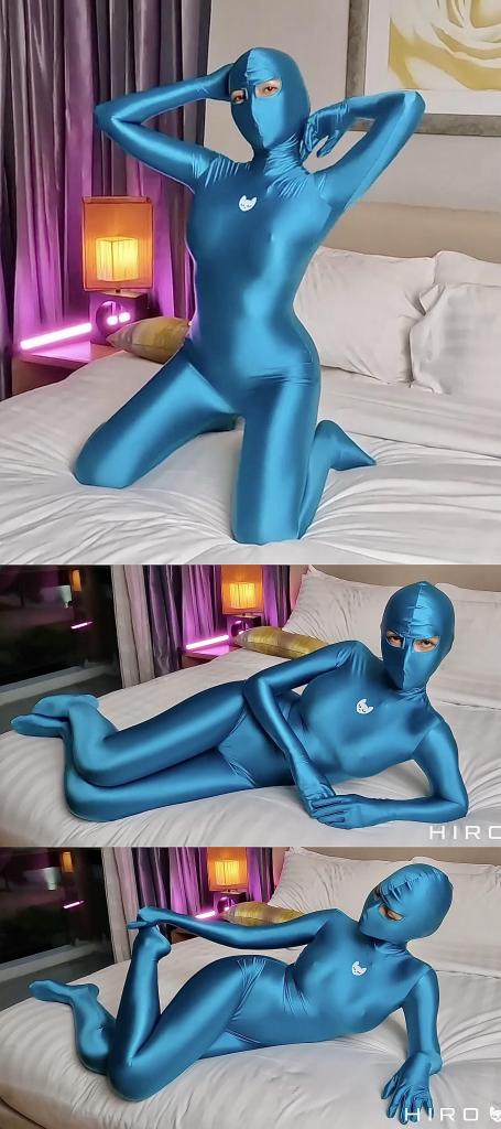 2023-10-21 Momoe in Green Satin zentai 攒了半年的Hiro Gato系列，这几天集中更一下，让大家久等了。<br>期间会刷屏，给大家造成的不便请谅解。<br><br>宝藏写真系列，专拍 zentai   体操服   丝袜。<br>衣服材质棒，拍摄的手法干净清爽，出镜的女孩们都超级赞。<br>赏心悦目的同时，又可以当成L管神片来用。<br>整个系列很具有收藏意义，欢迎大家挑喜欢的冲起。<br><br>强推Rei和Muay这两位模特。<br>Rei很甜很灵动，Rei的体操服 丝袜是一绝。<br>Muay很御身材好，Muay的zentai是一绝。<br><br>又新增了两个整容骚货Kaew和Baiploo<br>Kaew是典型的高冷骚脸，Baiploo是狐媚子邪魅型的。<br><br><br>说明：<br>这个系列的视频，是网站加密嵌入式的，搞起来费时费力。<br>每部固定两钻收个辛苦钱，基本上也就回个本。<br>还请大家多多理解，多多支持，感激不尽。
