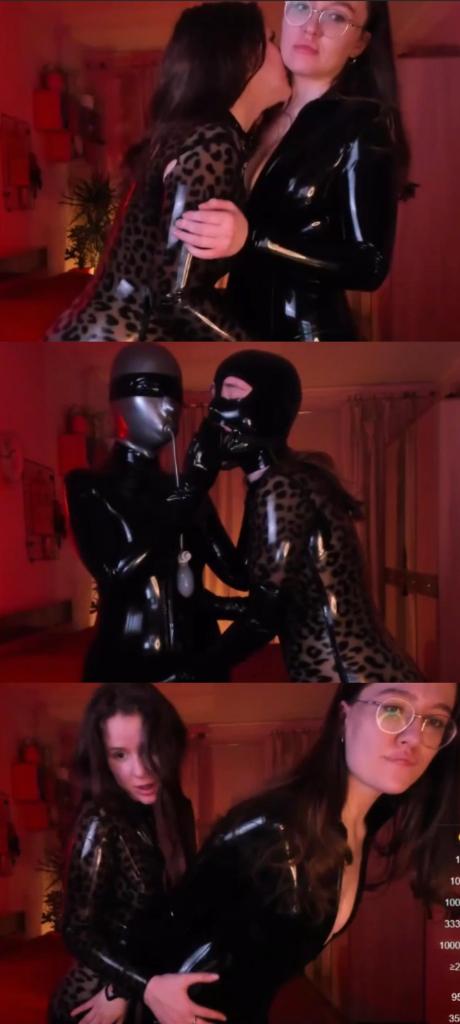 juelzfoxy 030224 0131 Chaturbate female 创作：juelzfoxy<br>juelzfoxy 2月03日部分直播录像 五一双人女同放松（一）<br>Juel身穿豹纹乳胶紧身衣，女闺蜜身穿黑色乳胶衣，<br>PART1 女闺蜜戴着灰色乳胶气门嘴头套后，Juel用胶带将露眼孔统统蒙上 双方不断抚摸着对方后，Juel戴上了黑色乳胶露眼嘴头套，黑色乳胶长手套，又将黑色假阳口枷戴上<br>PART2 双方不断亲吻，口水从Juel的口中不断向下滴出，表情十分无奈，之后双方都脱下头套，Juel摆出了女王后入的姿势对准女闺蜜pipi一顿乱打<br>PART3 Juel给女闺蜜戴上了手铐进行后手缚，双方不断抚摸着，触碰着对方的肌肤，最后将胶衣缓缓脱下<br>全程内容丰富紧凑，喜欢乳胶的朋友别错过了，以后会陆续更新相关内容，希望大家多多支持