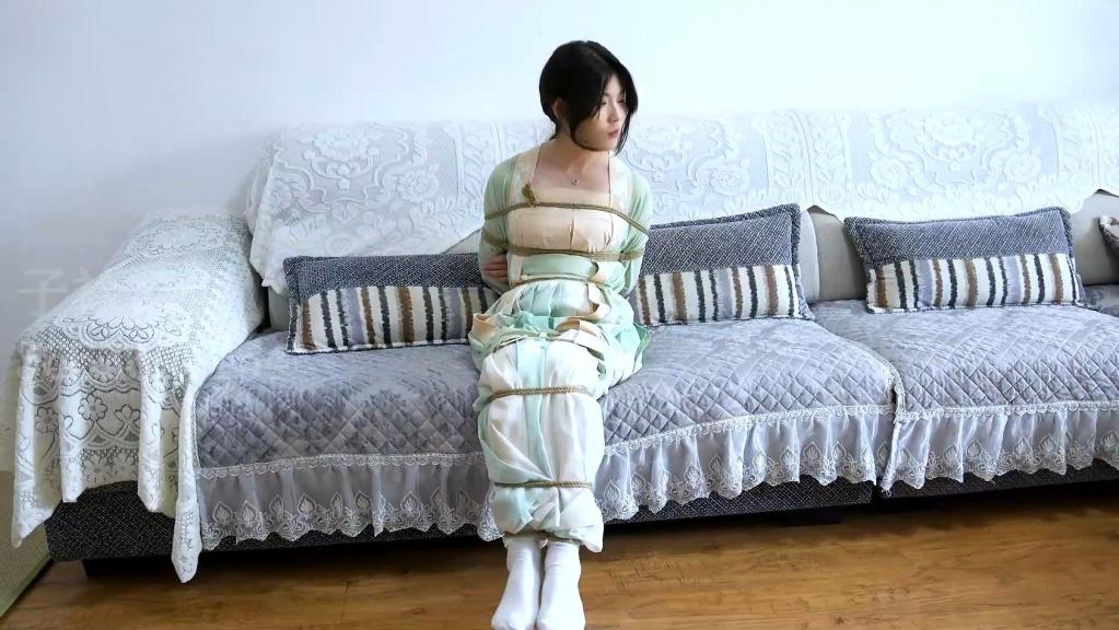 【子衿原创】0518 定拍依依汉服 百度下载解压密码：zjsy,子衿工作室向全国绳艺爱好者提供：体验捆绑绳模服务、绳艺作品销售、作品定制、视频网调、原味等，另外本店招募绳模，。<br>订拍请联系QQ：3663605154 微信：happiiny