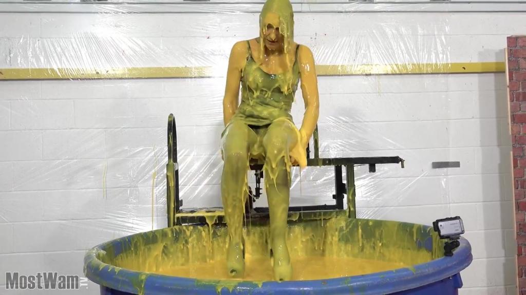 Gtg Dunk Episode 26 Jaz Vs Poppy 作者<br>mostwam<br>内容<br>Jaz and Poppy are playing Hoops, the girl with the lowest score at the end of the game gets dunked into our Dunk Tank full of Gunge.