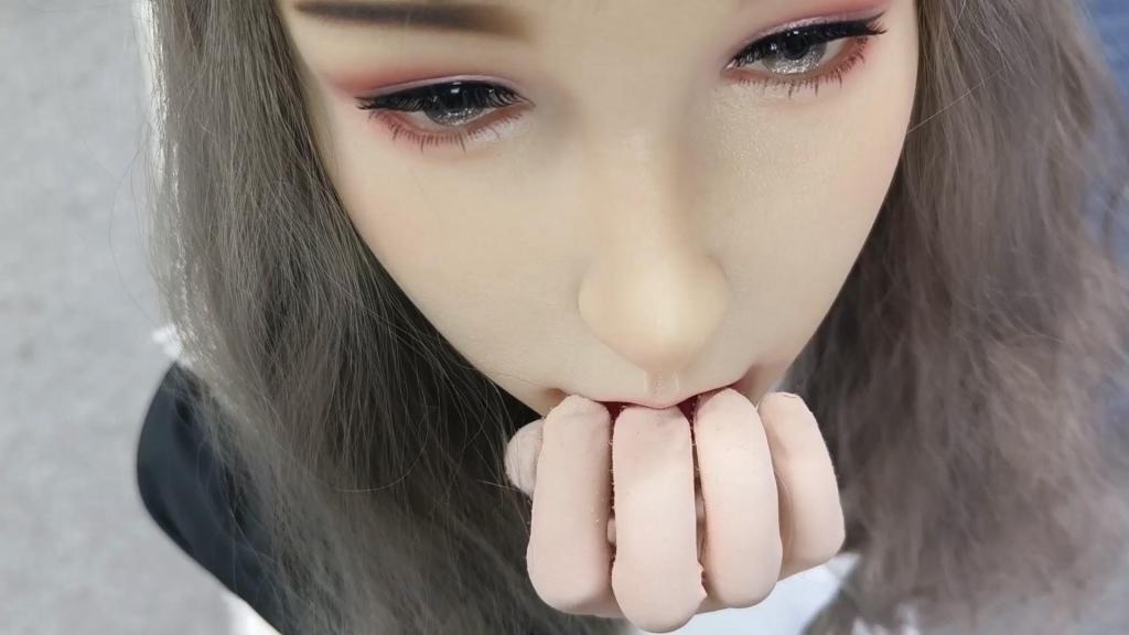 【梦的kigurumi】痴女的修女ZW 今天到了新面具，赶紧戴上感觉很真实，就像是戴上了别人的脸，我不停地抚摸这张脸，在这张面具之下我可以尽情呻吟不用在乎别人看到我的表情，就差最后一点点了太快了，已经受不了了！
